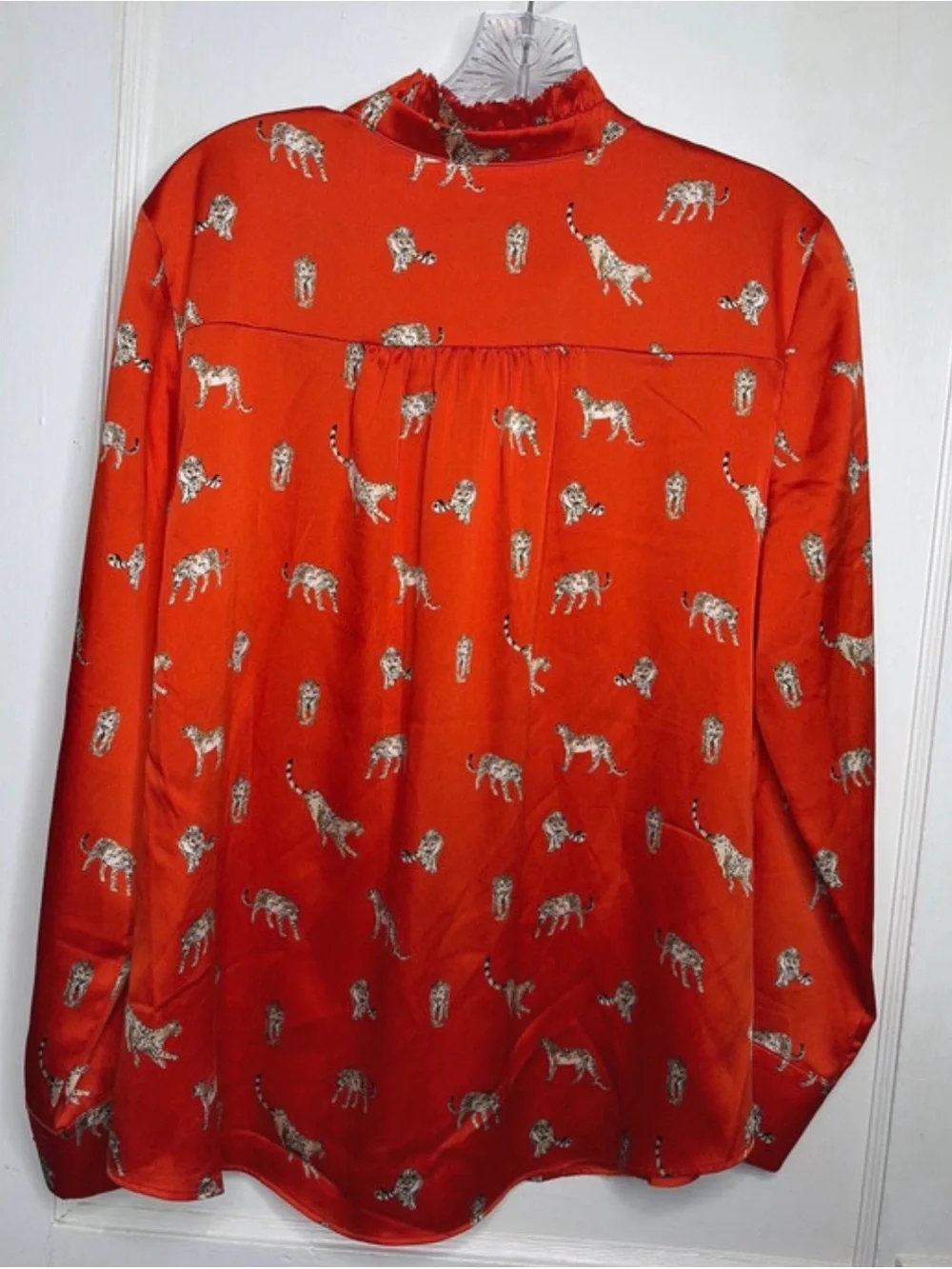 Chico's 1 Size Medium Orange Satin Tiger-Big Cat Print Blouse Top NWT